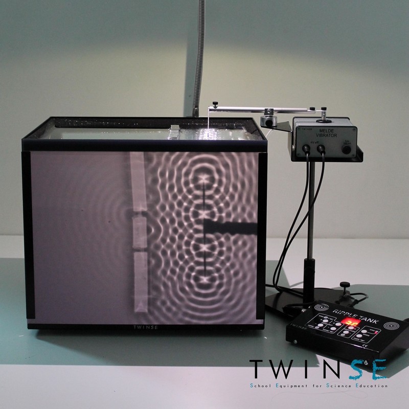 Cuve à ondes électromagnétique TWINSE - Ondes multiples avec obstacles / electromagnetic ripple tank - multiple waves with obstacles